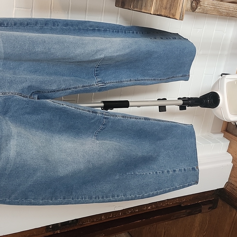 Women's Jeans, Size 14 - Picture 3 of 9